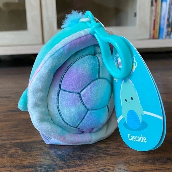 Squishmallow Cascade the Sea Turtle Keychain - Picture 2 of 9